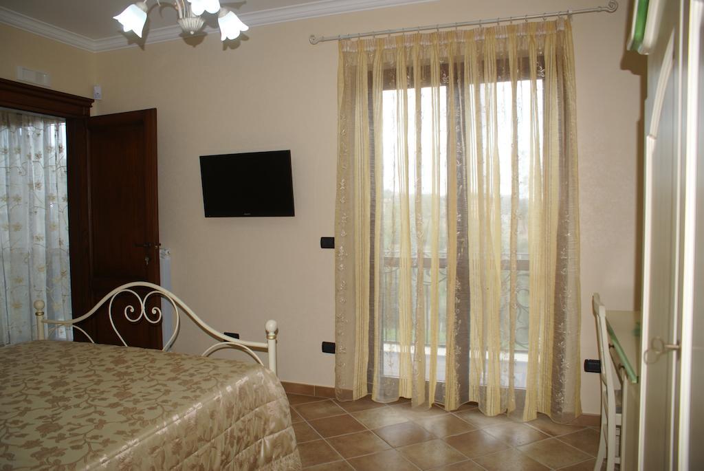 B&B Villa Mery Mileto Cameră foto